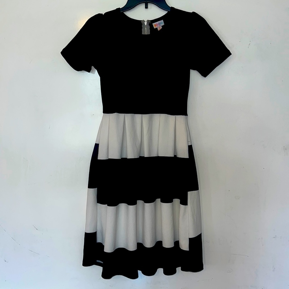 LulaRoe Amelia Black & White striped Dress